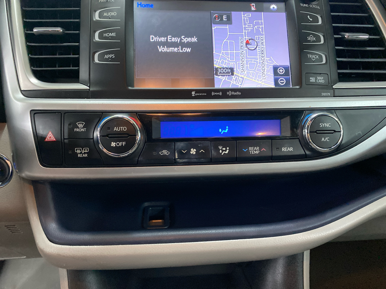 Toyota Highlander XLE V6 AWD (Natl) 2017