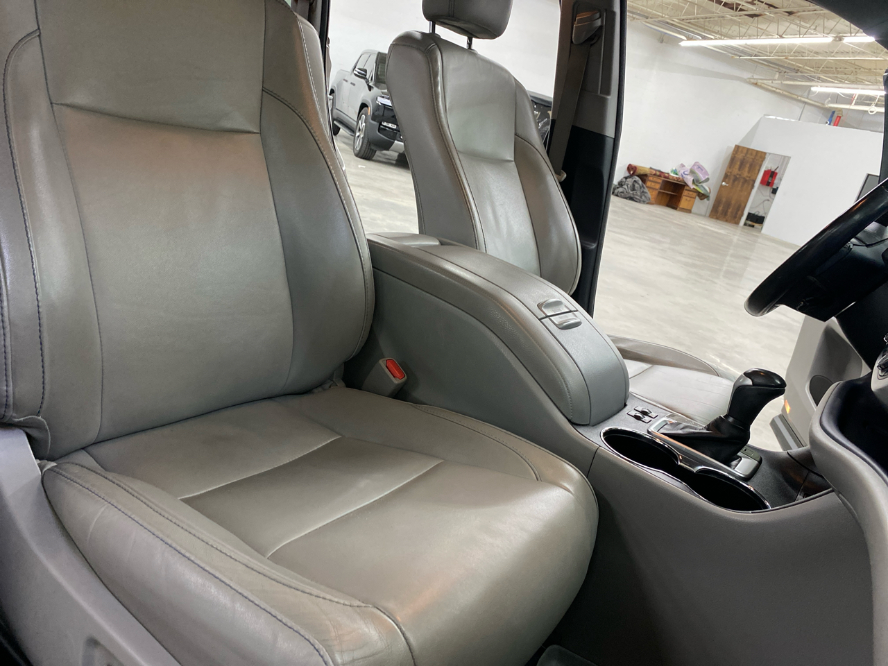 Toyota Highlander XLE V6 AWD (Natl) 2017