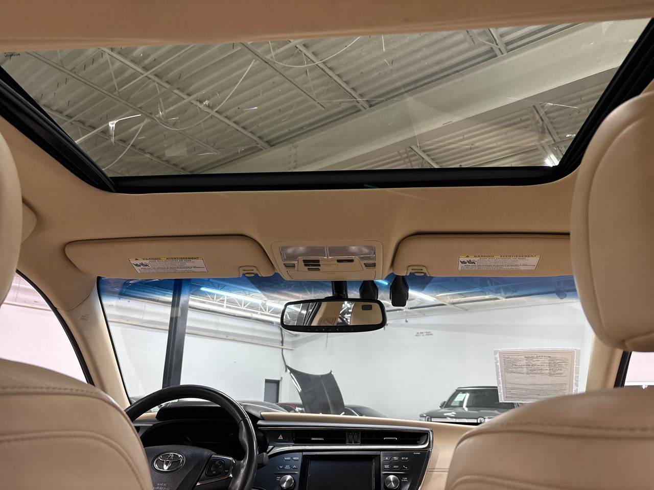 Toyota Avalon Hybrid 4dr Sdn XLE Touring (Natl) 2014