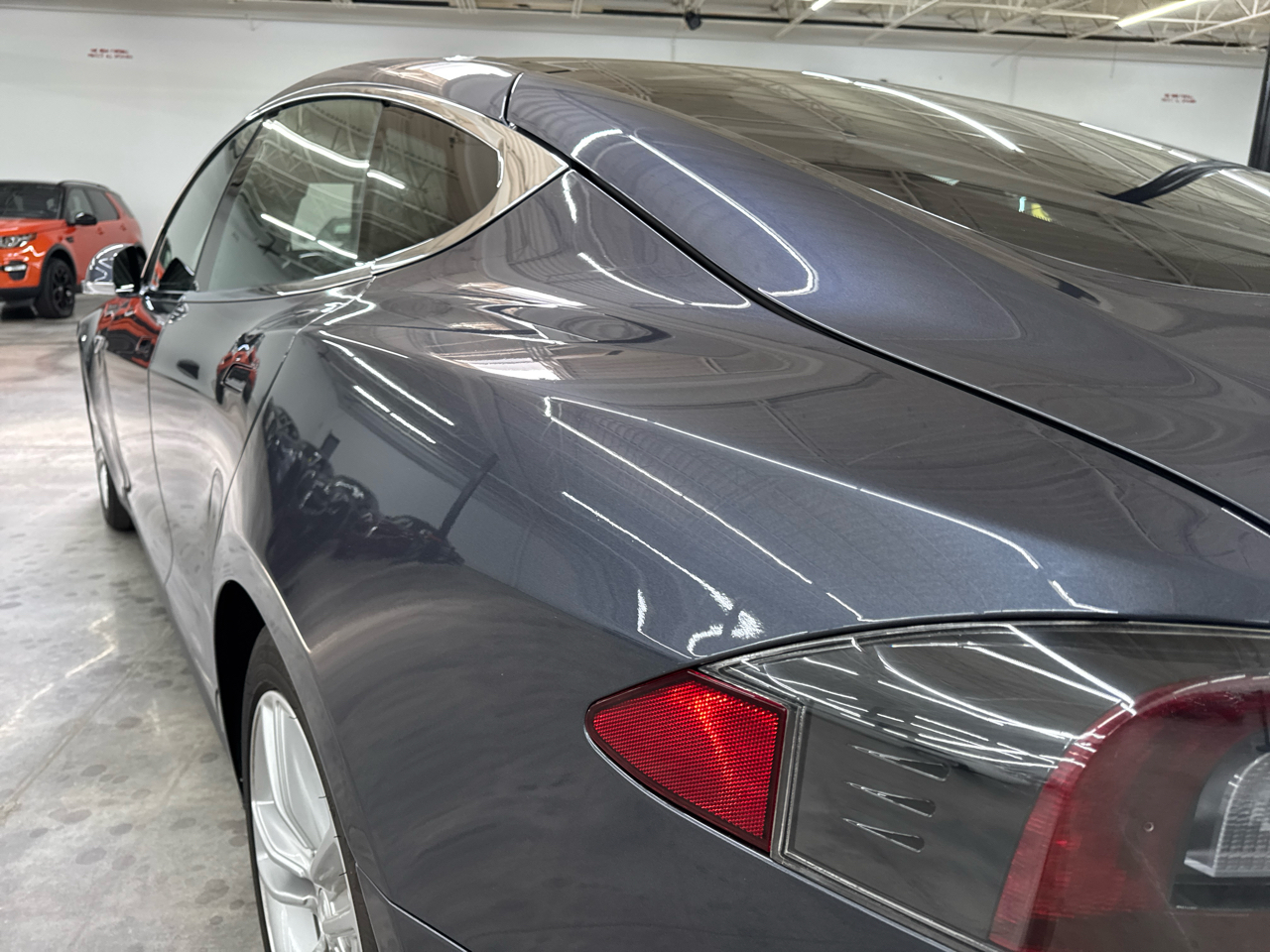 2016 Tesla Model S 90D photo 11