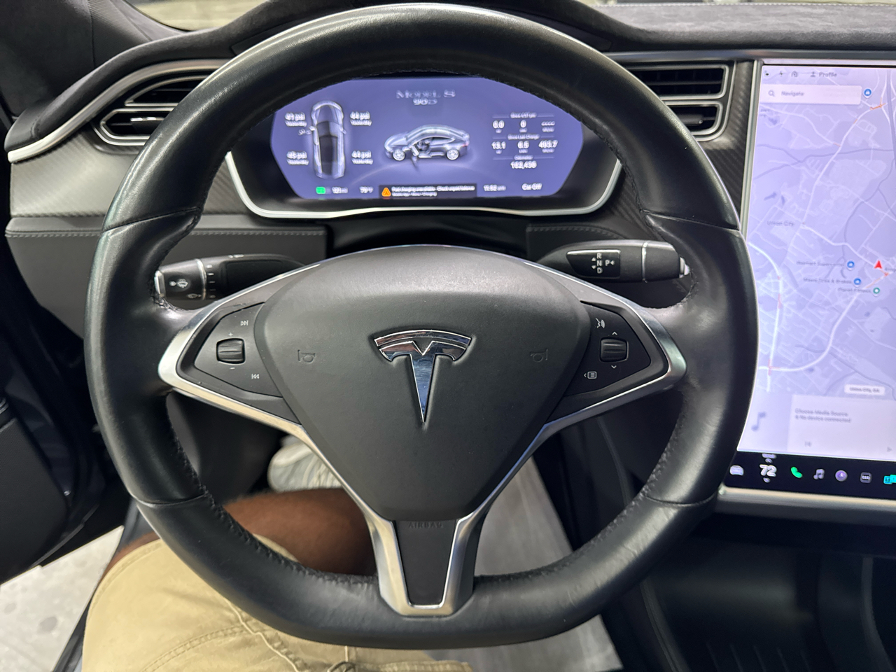 2016 Tesla Model S 90D photo 13