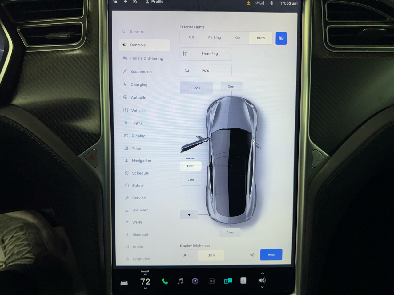 2016 Tesla Model S 90D photo 15