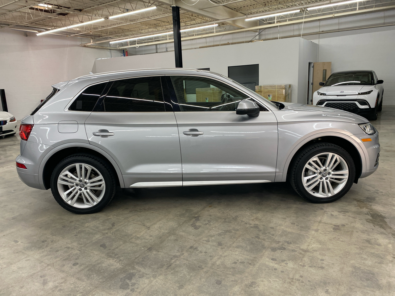 Audi Q5 2.0 TFSI Tech Premium Plus 2018 Audi Q5 2.0 TFSI Tech Premium Plus 2018