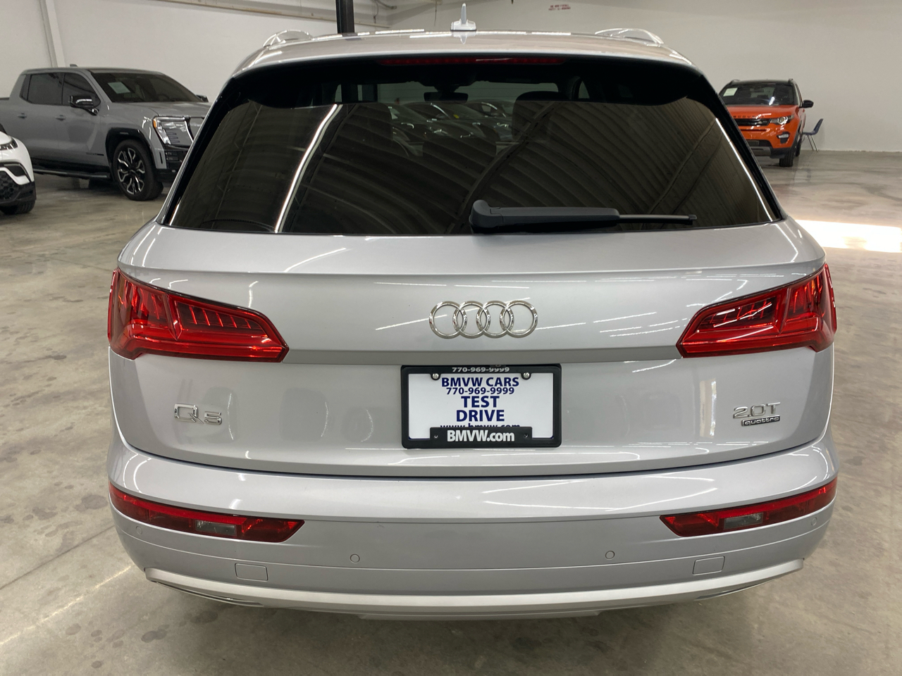 Audi Q5 2.0 TFSI Tech Premium Plus 2018 Audi Q5 2.0 TFSI Tech Premium Plus 2018