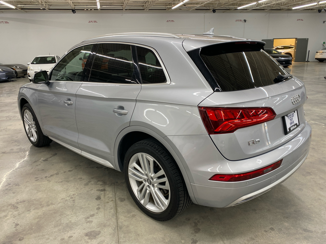 Audi Q5 2.0 TFSI Tech Premium Plus 2018 Audi Q5 2.0 TFSI Tech Premium Plus 2018