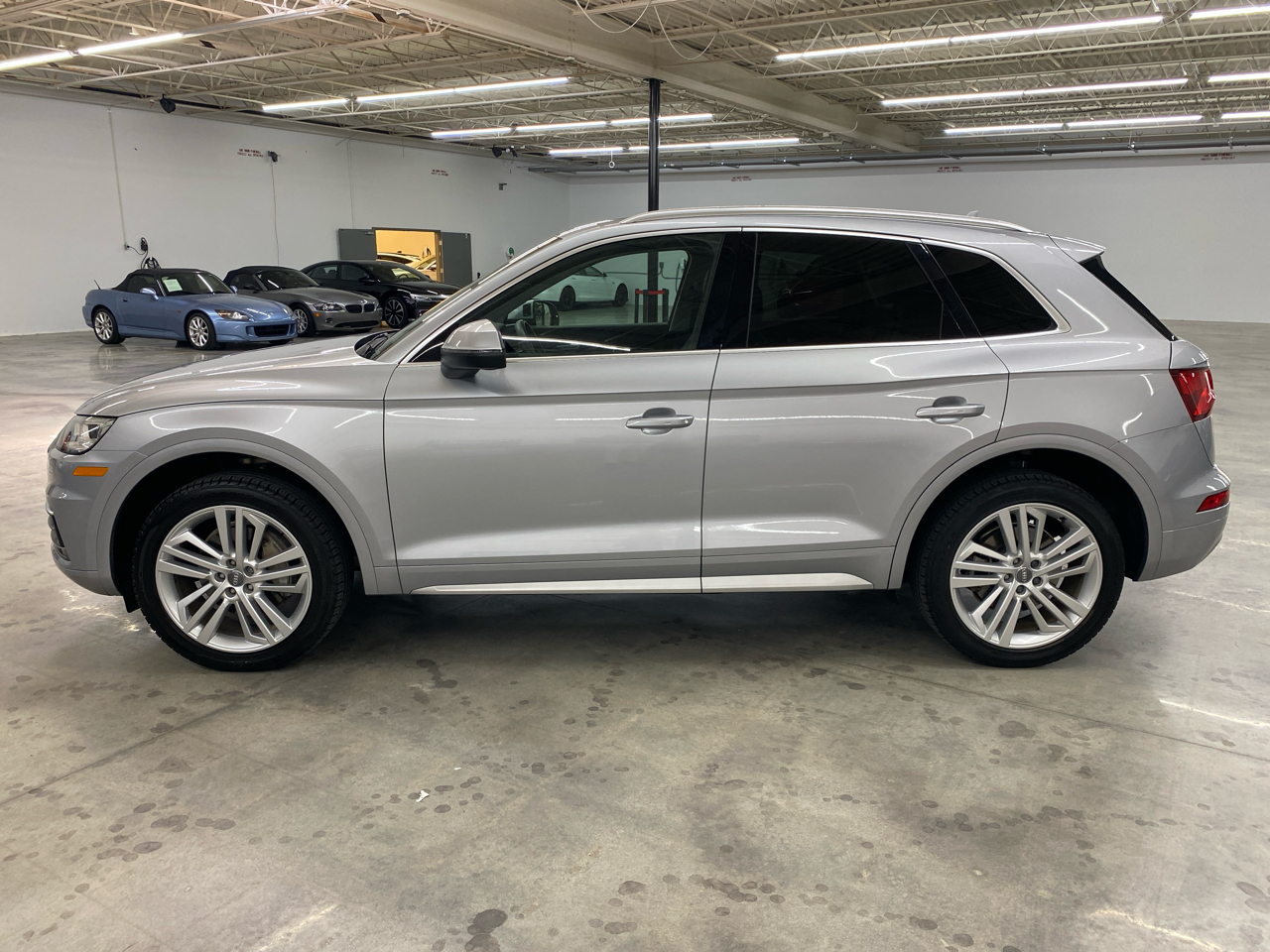 Audi Q5 2.0 TFSI Tech Premium Plus 2018 Audi Q5 2.0 TFSI Tech Premium Plus 2018