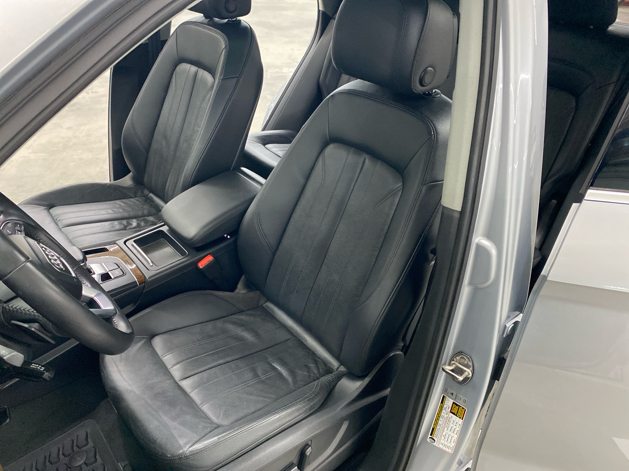 Audi Q5 2.0 TFSI Tech Premium Plus 2018 Audi Q5 2.0 TFSI Tech Premium Plus 2018