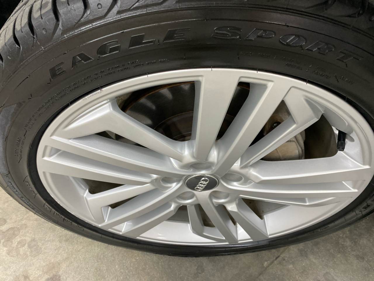 Audi Q5 2.0 TFSI Tech Premium Plus 2018 Audi Q5 2.0 TFSI Tech Premium Plus 2018