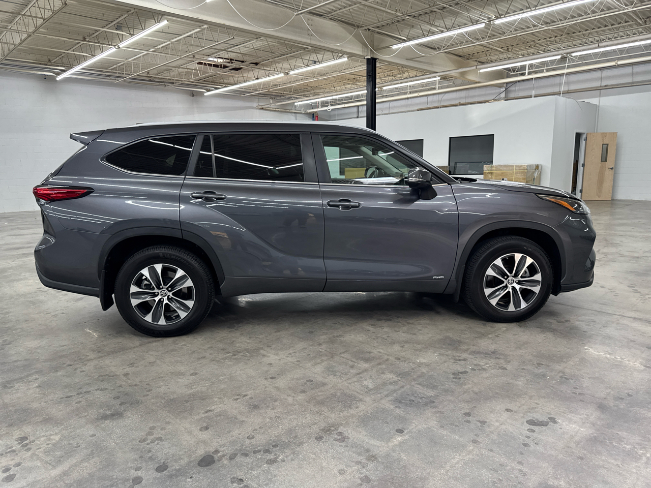 2023 Toyota Highlander Limited Platinum XLE XSE photo 6