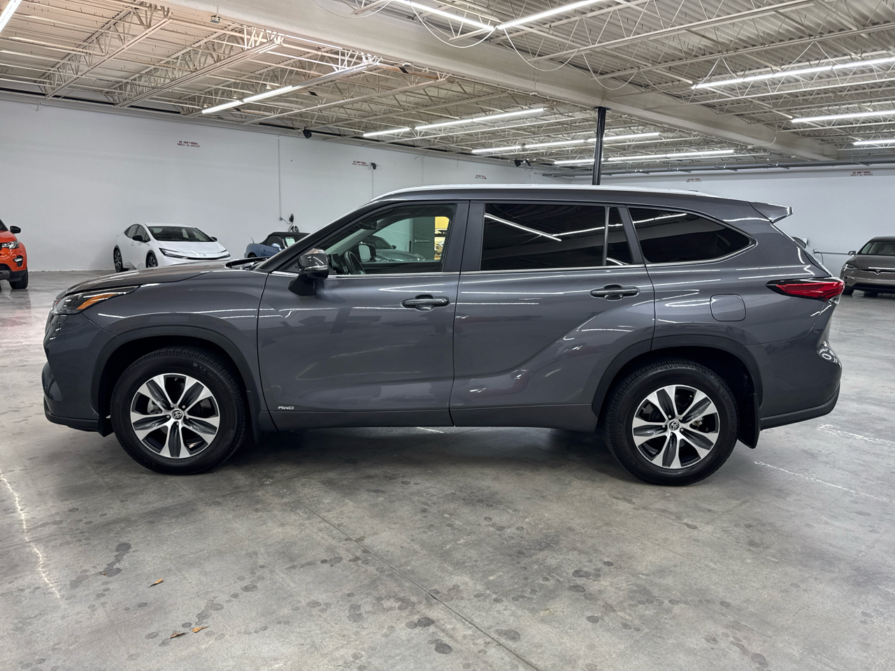 2023 Toyota Highlander Limited Platinum XLE XSE photo 12