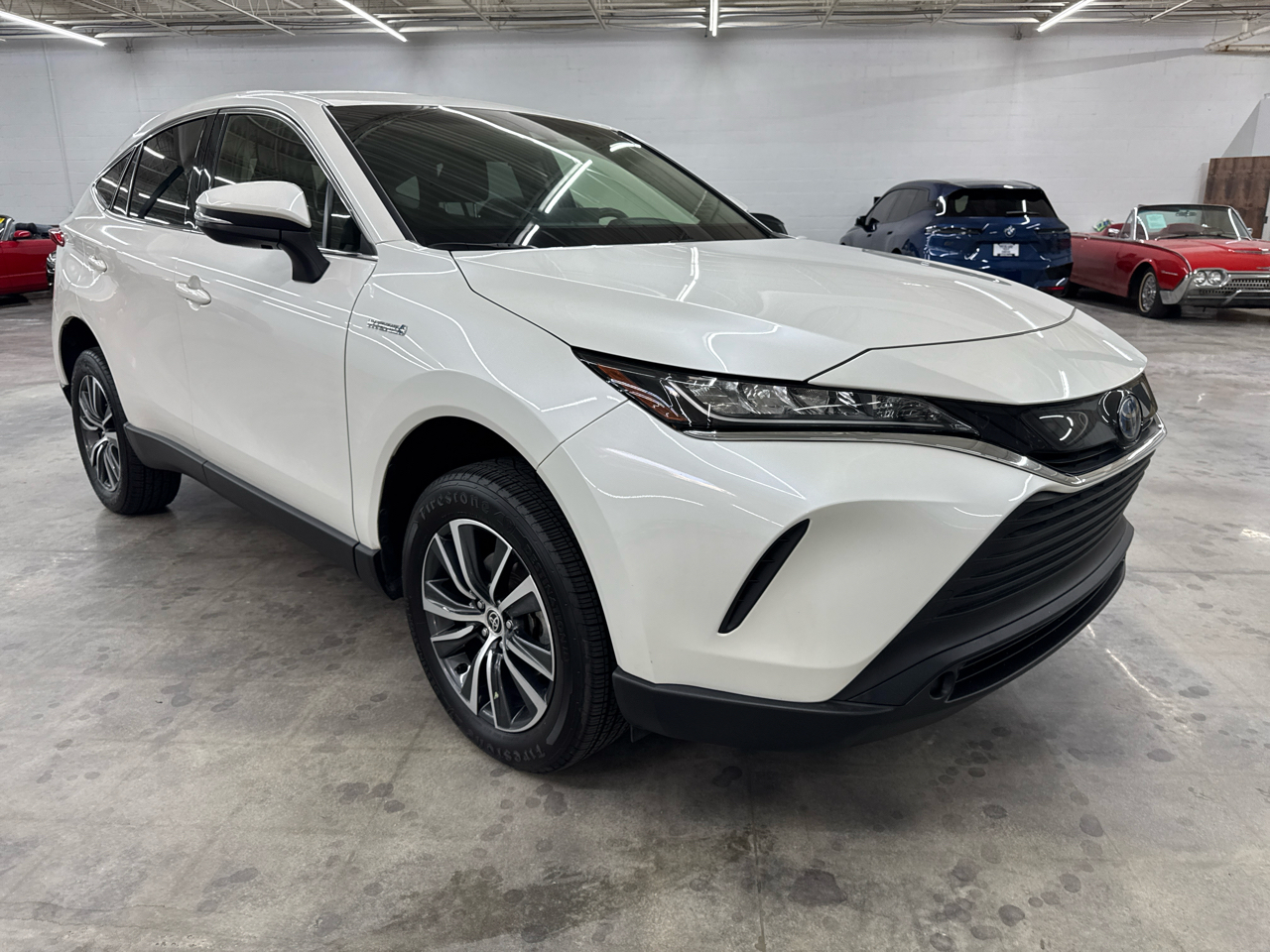 2021 Toyota Venza XLE photo 4