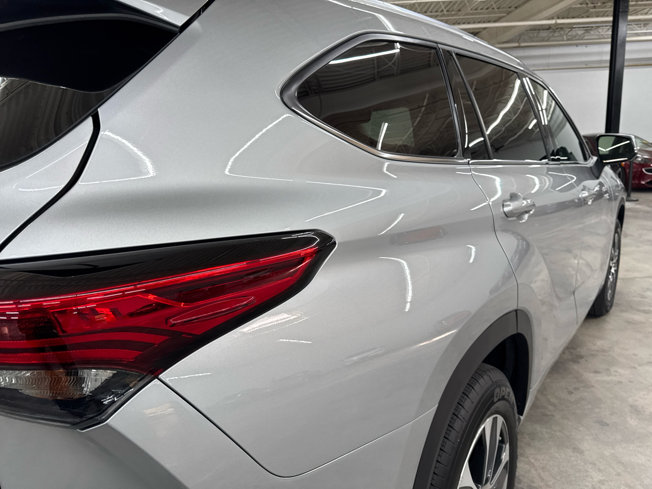 2021 Toyota Highlander Hybrid XLE photo 8