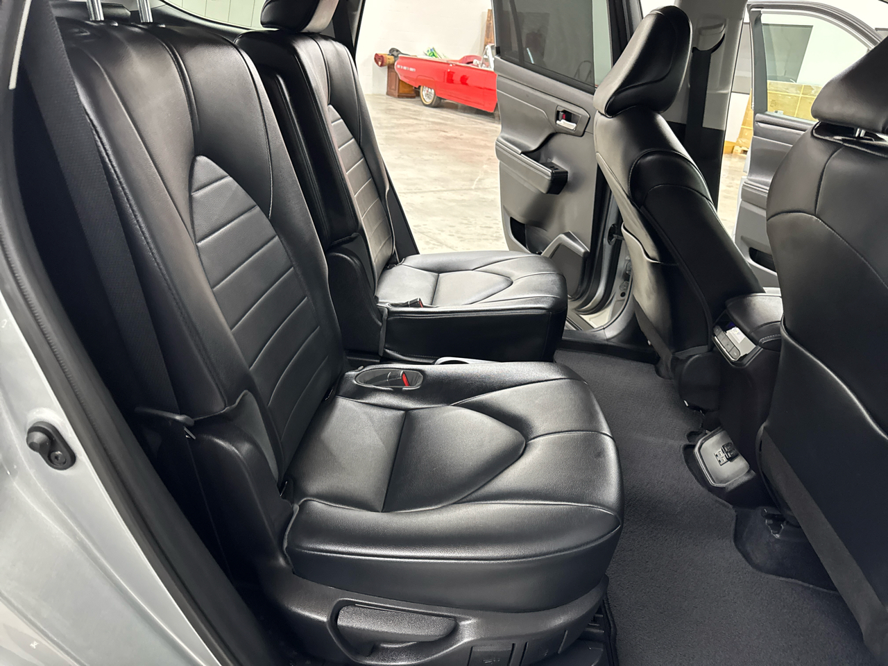 2021 Toyota Highlander Hybrid XLE photo 20