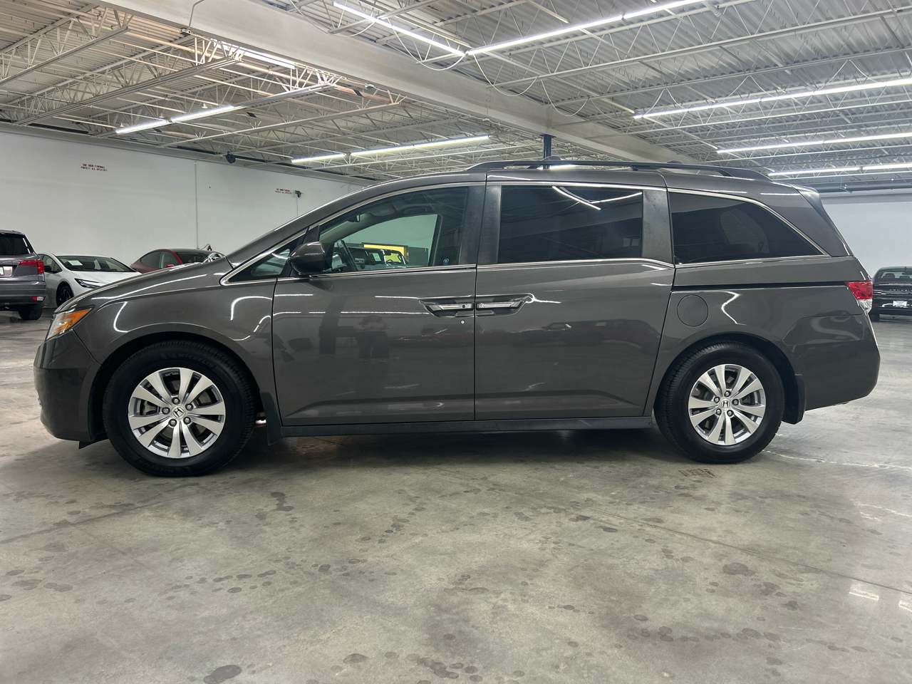 2016 Honda Odyssey EX-L photo 3