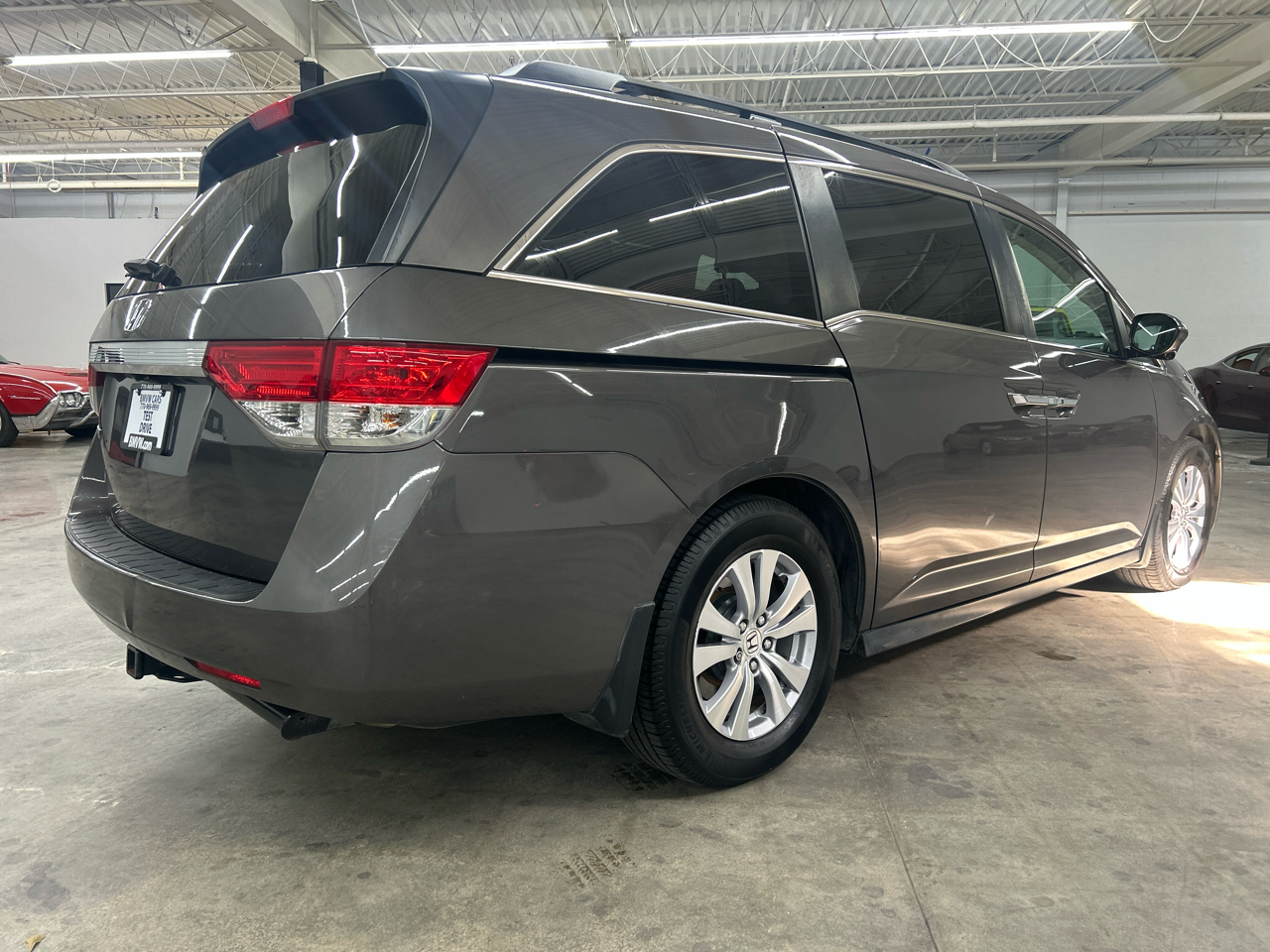 2016 Honda Odyssey EX-L photo 8
