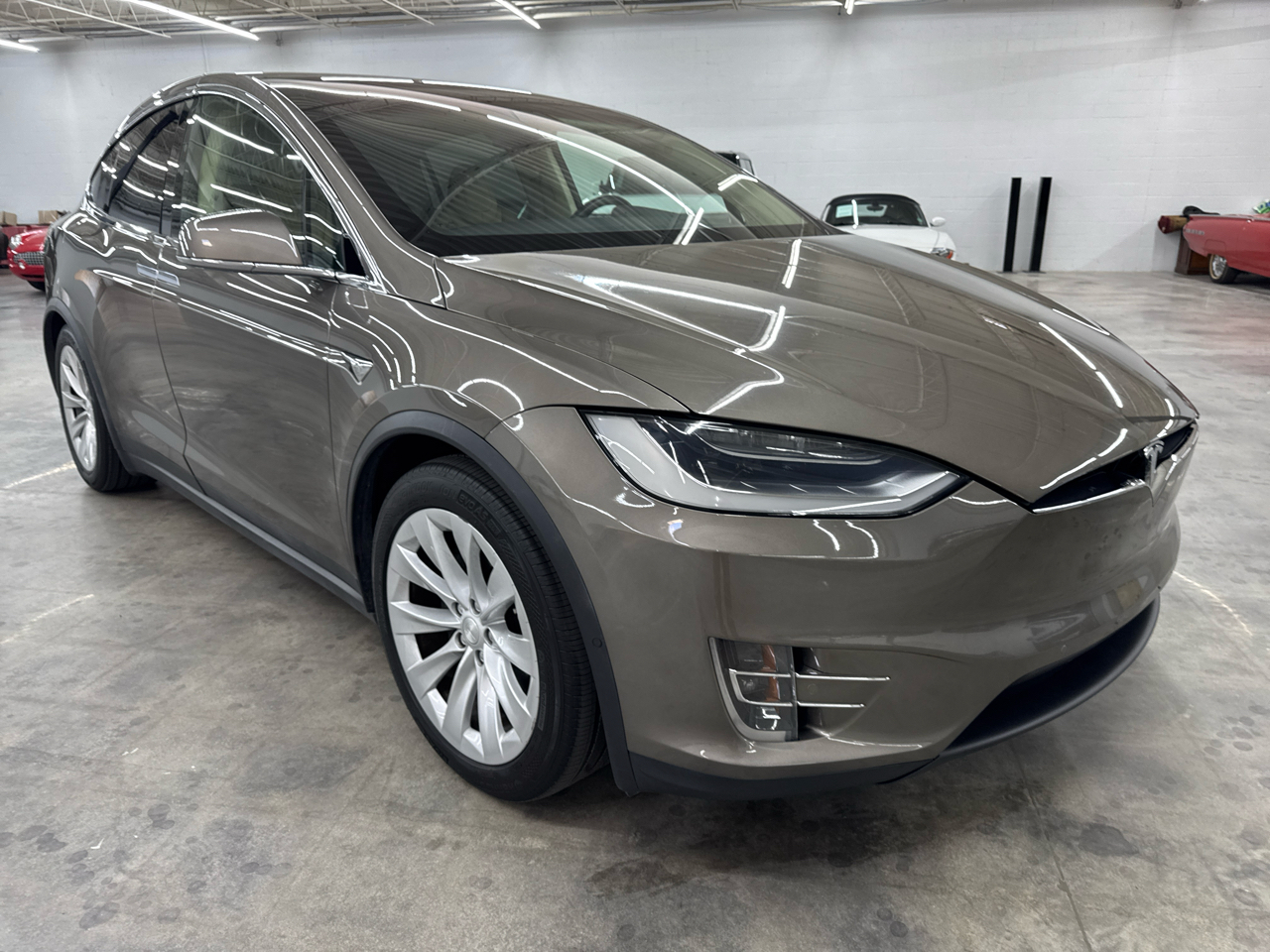 2016 Tesla Model X 90D photo 4