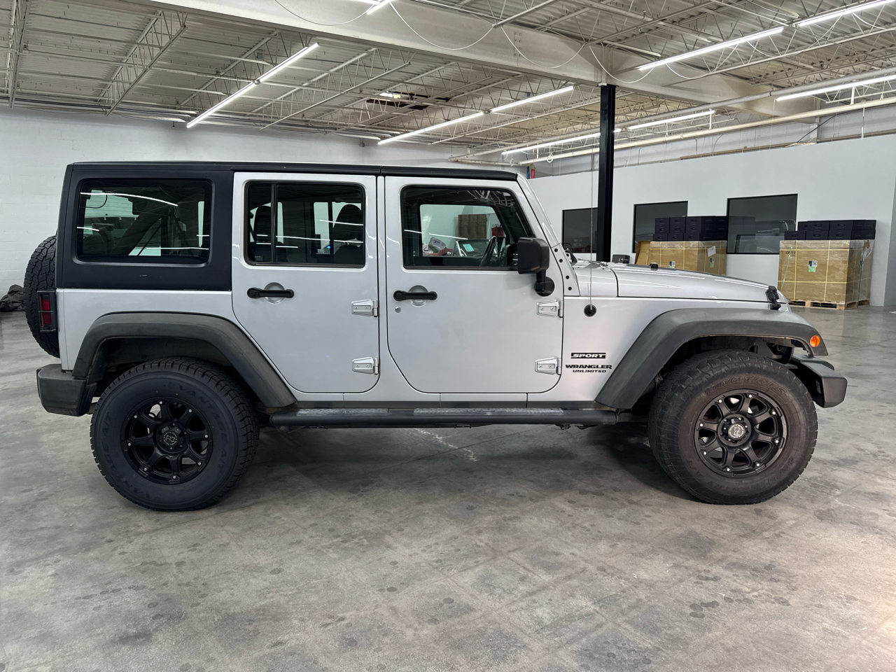 2012 Jeep Wrangler Unlimited Sport photo 6