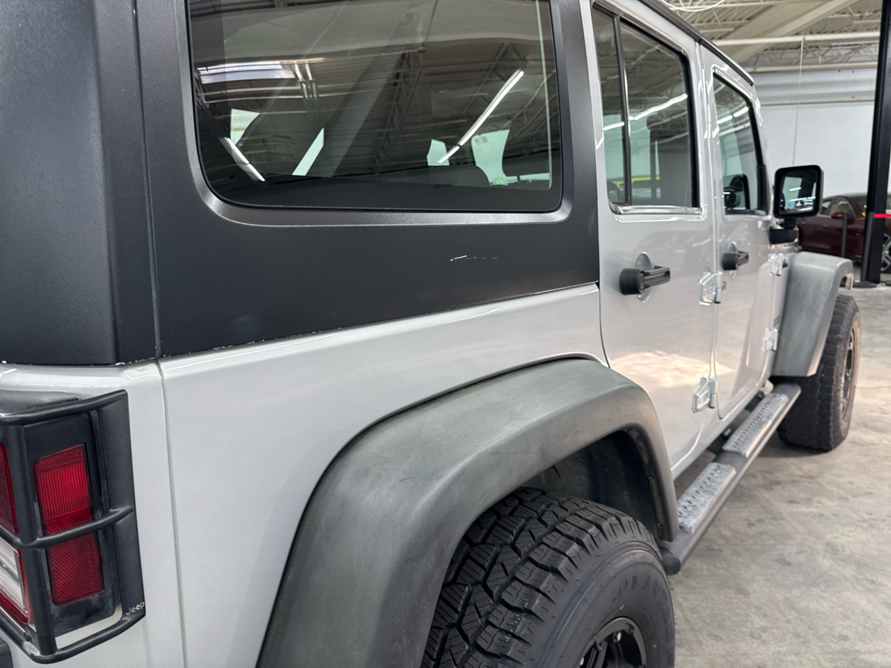 2012 Jeep Wrangler Unlimited Sport photo 8