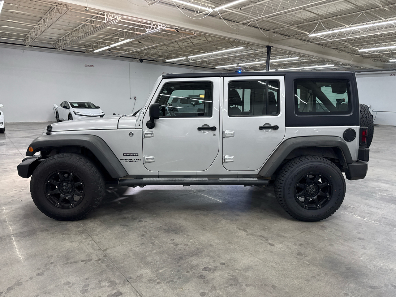 2012 Jeep Wrangler Unlimited Sport photo 12