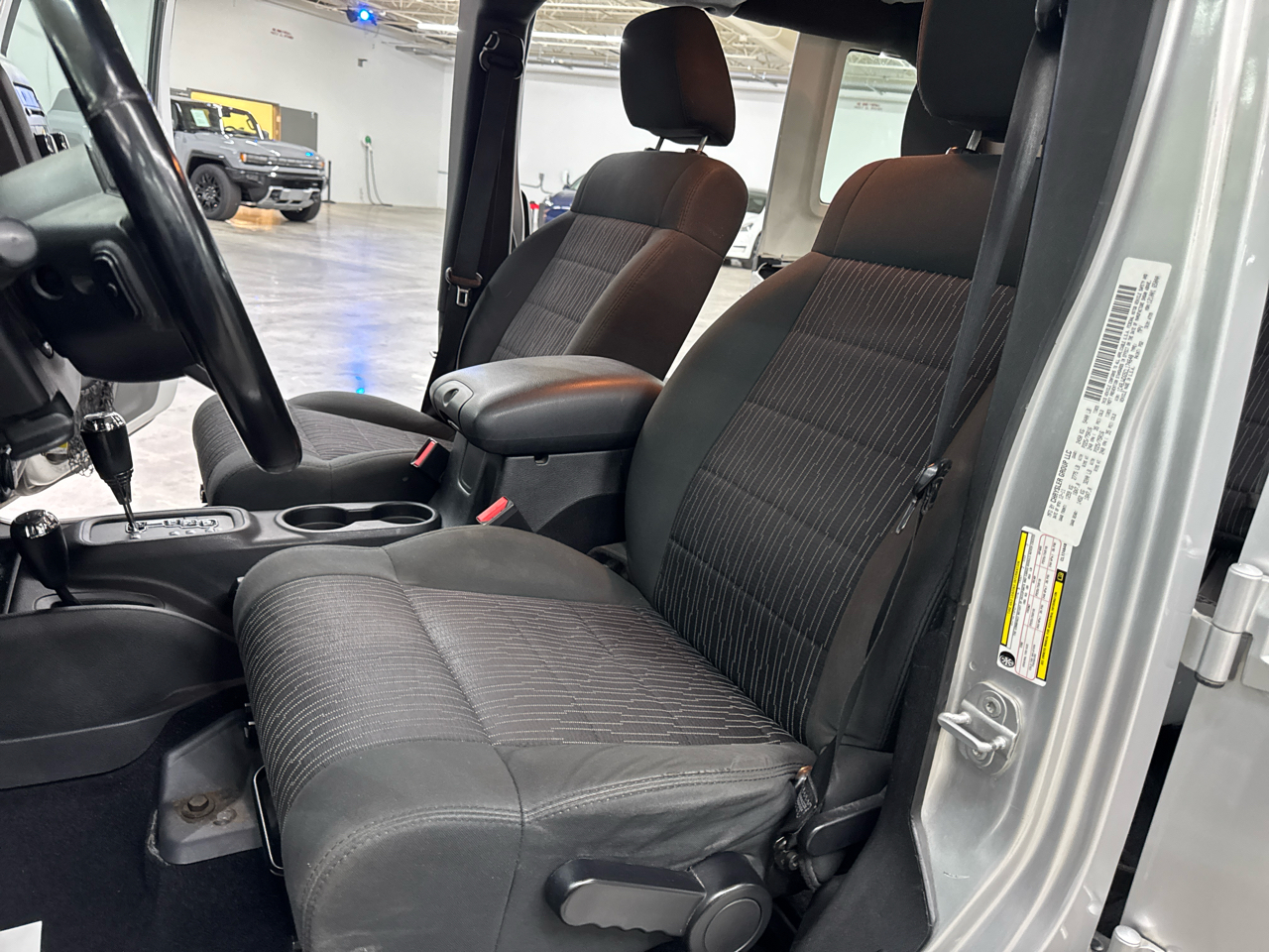 2012 Jeep Wrangler Unlimited Sport photo 21