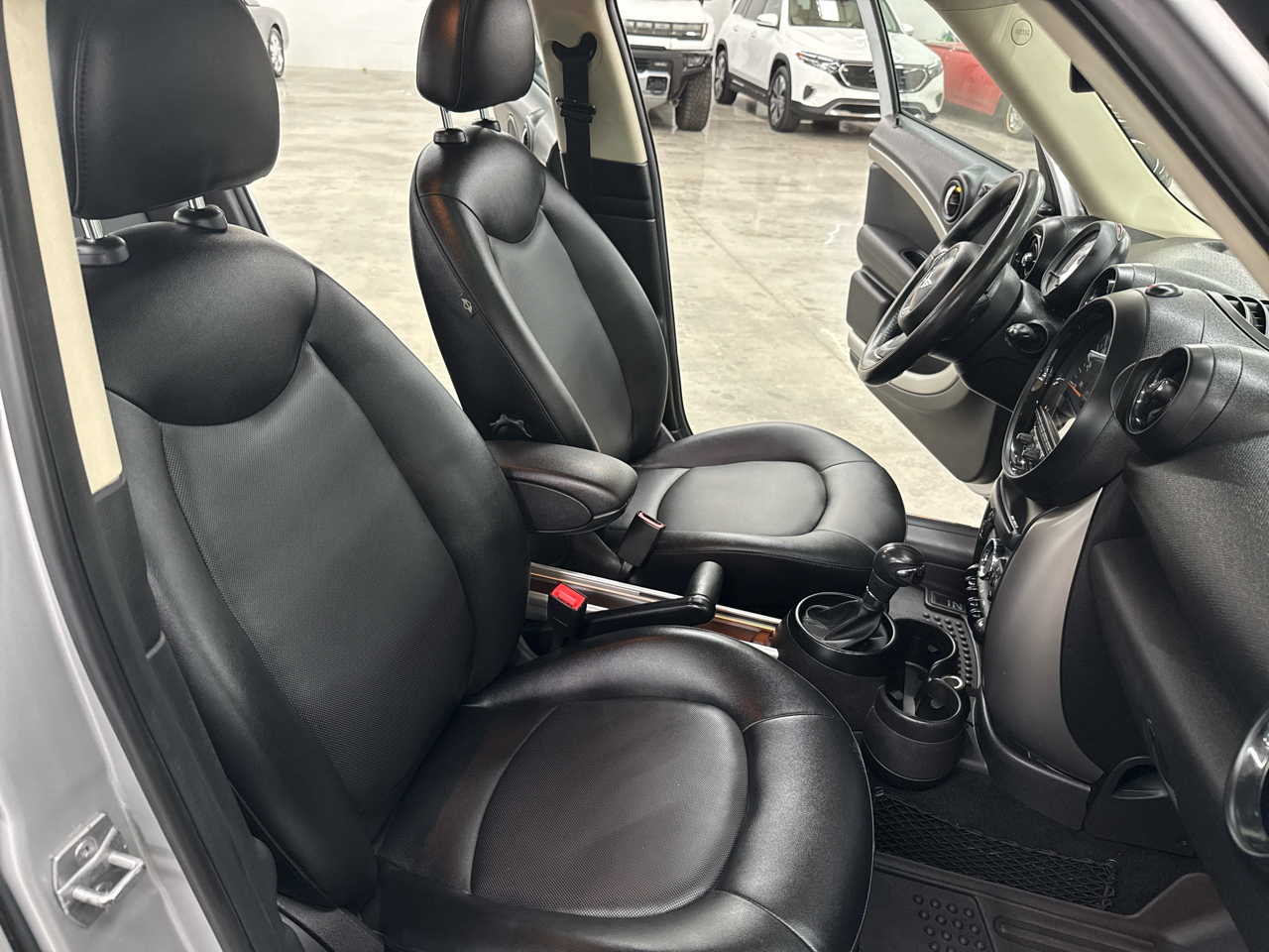 2016 Mini Countryman photo 10