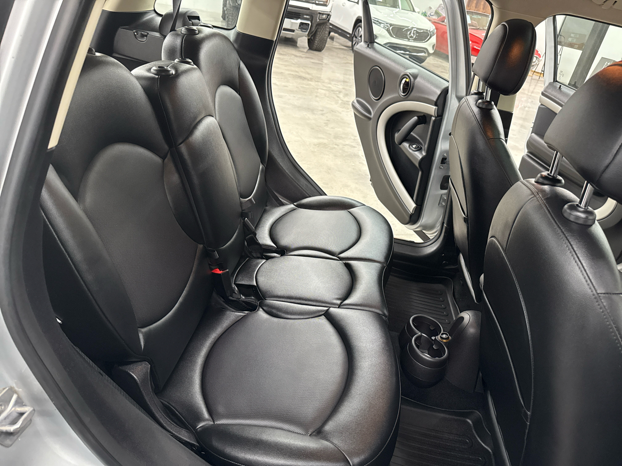 2016 Mini Countryman photo 11