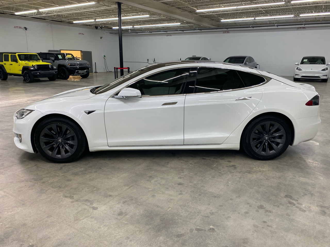 2019 Tesla Model S Long Range AWD photo 12