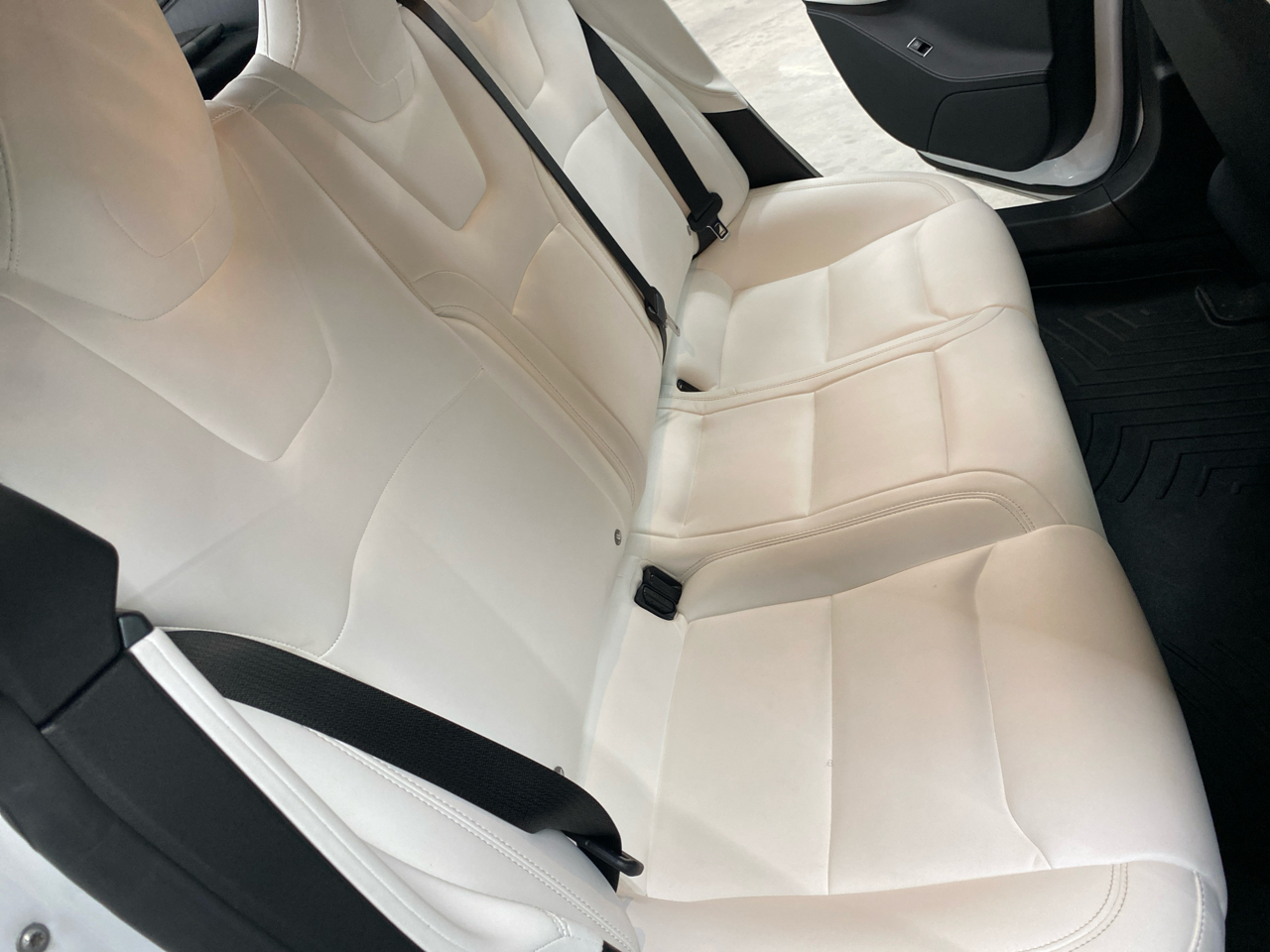2019 Tesla Model S Long Range AWD photo 15