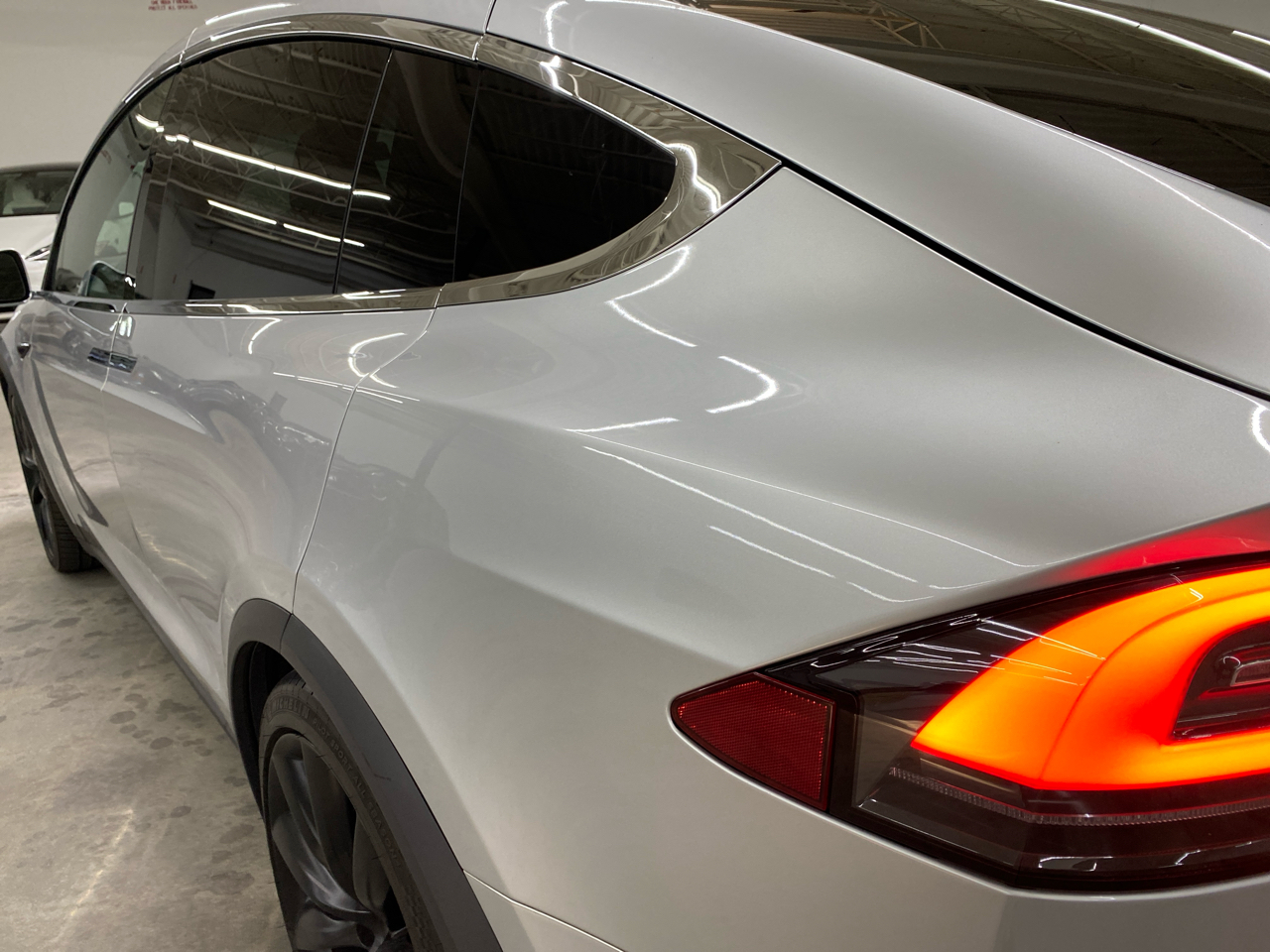 2018 Tesla Model X 100D photo 12