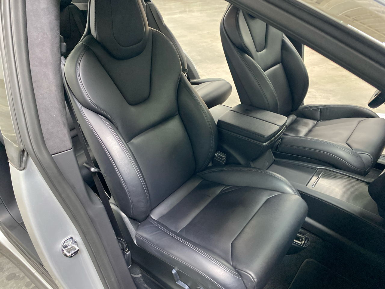 2018 Tesla Model X 100D photo 15