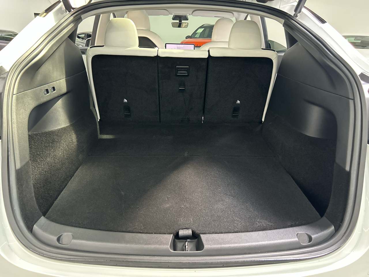 2021 Tesla Model Y Long Range photo 17