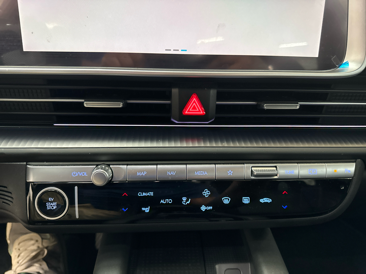 2023 Hyundai Ioniq 6 SEL photo 16
