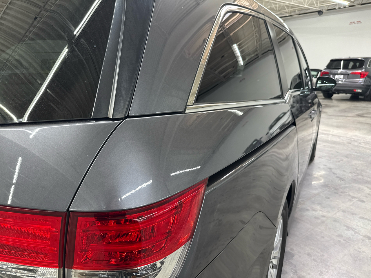 2017 Honda Odyssey EX-L photo 6