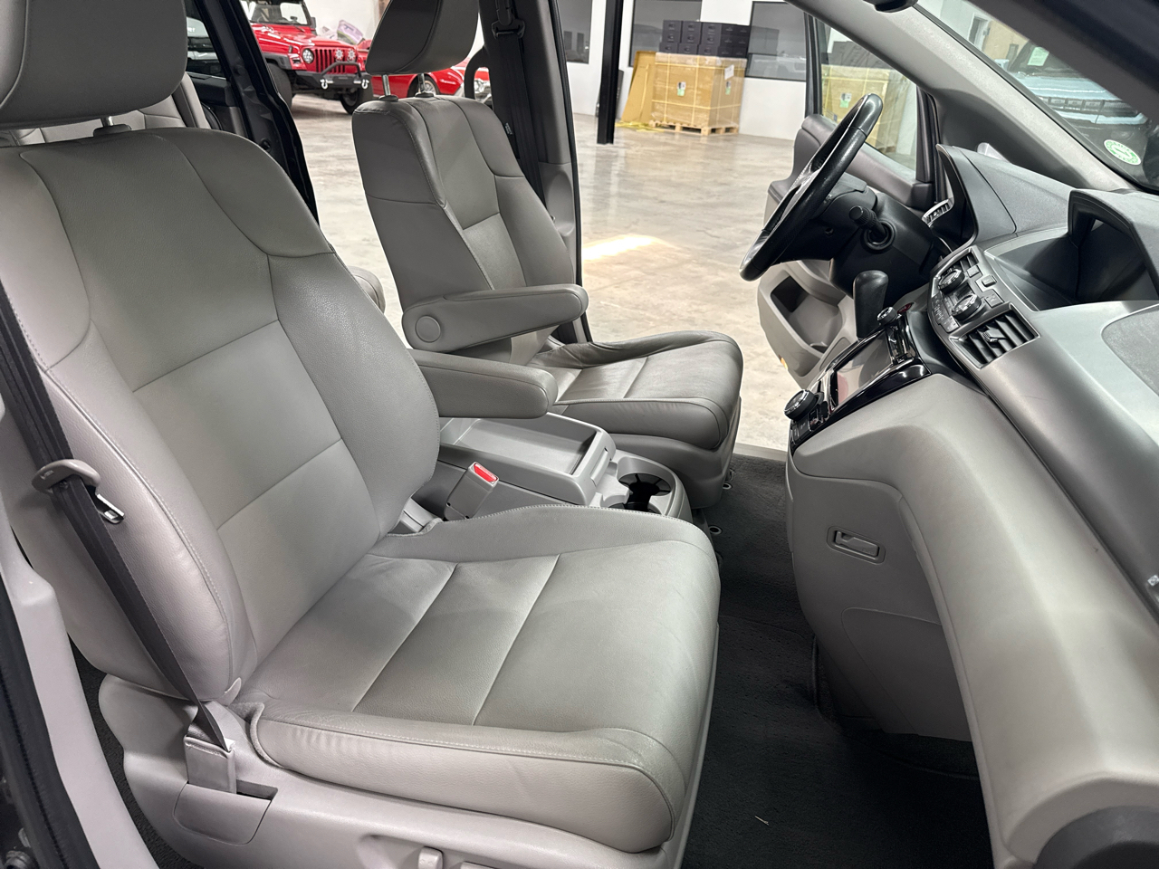 2017 Honda Odyssey EX-L photo 11