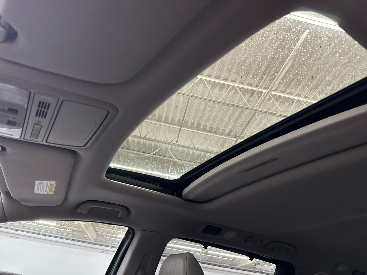 2017 Honda Odyssey EX-L photo 19