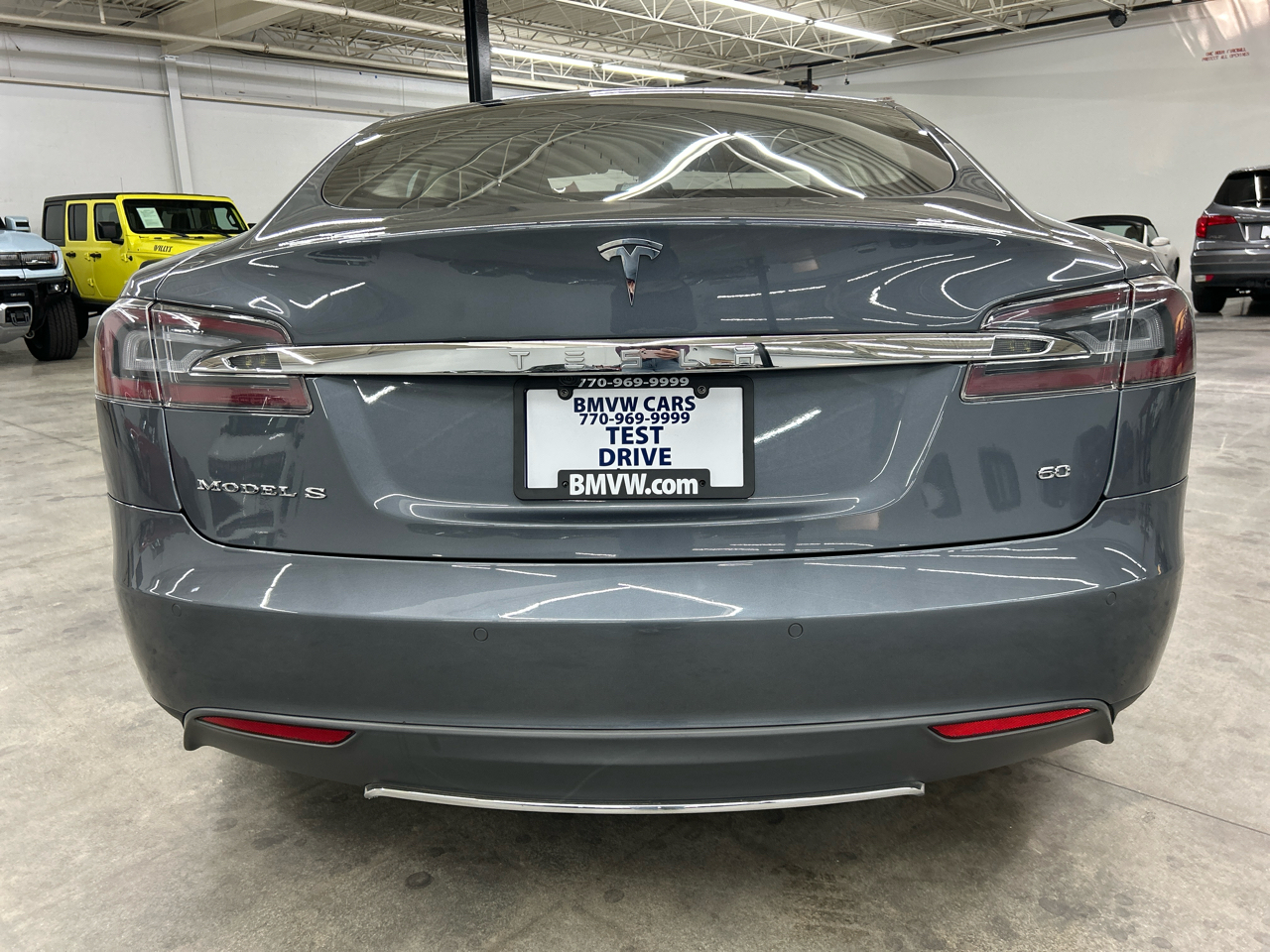 2014 Tesla Model S photo 9