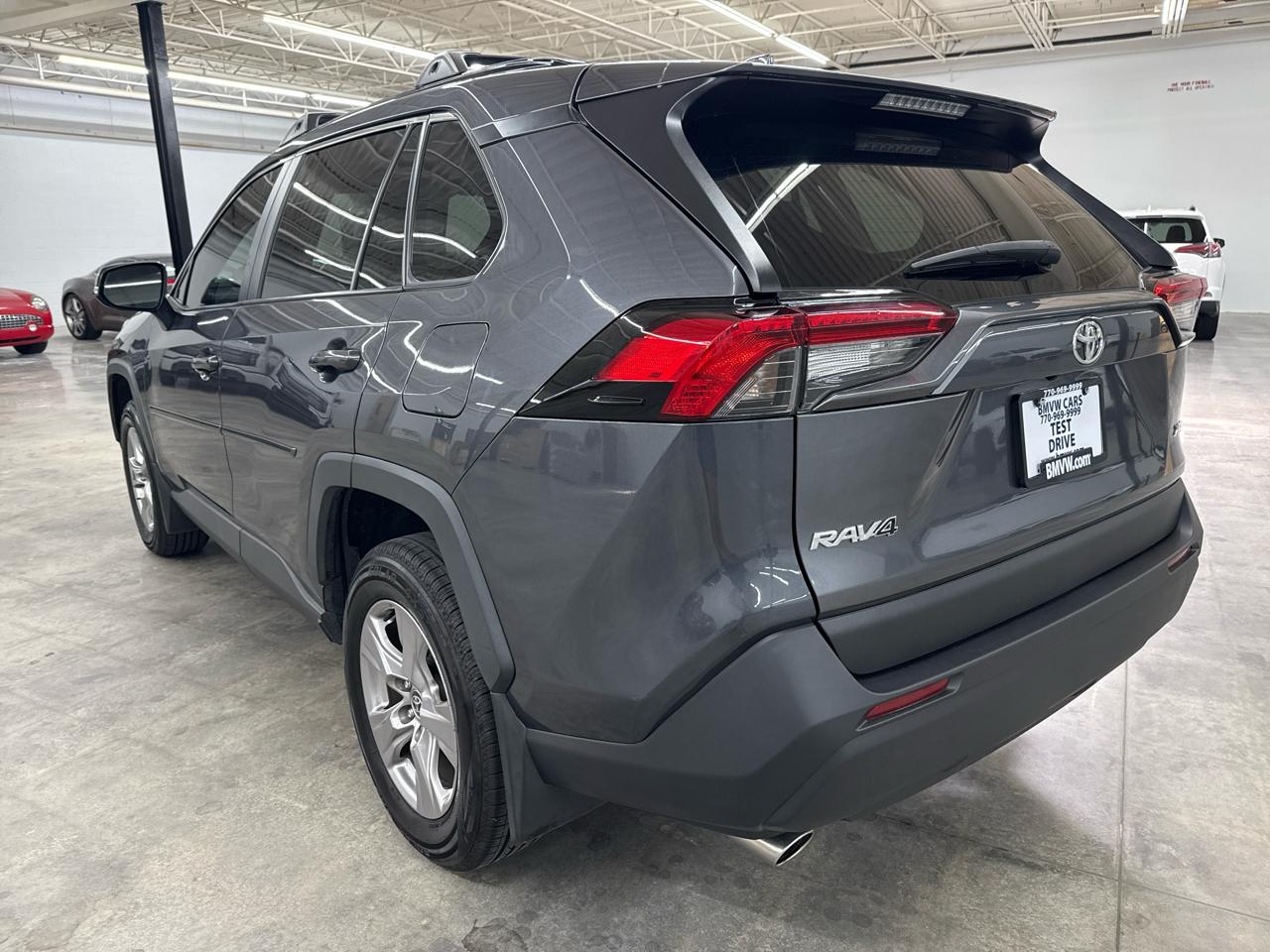 Toyota RAV4 XLE FWD (Natl) 2022