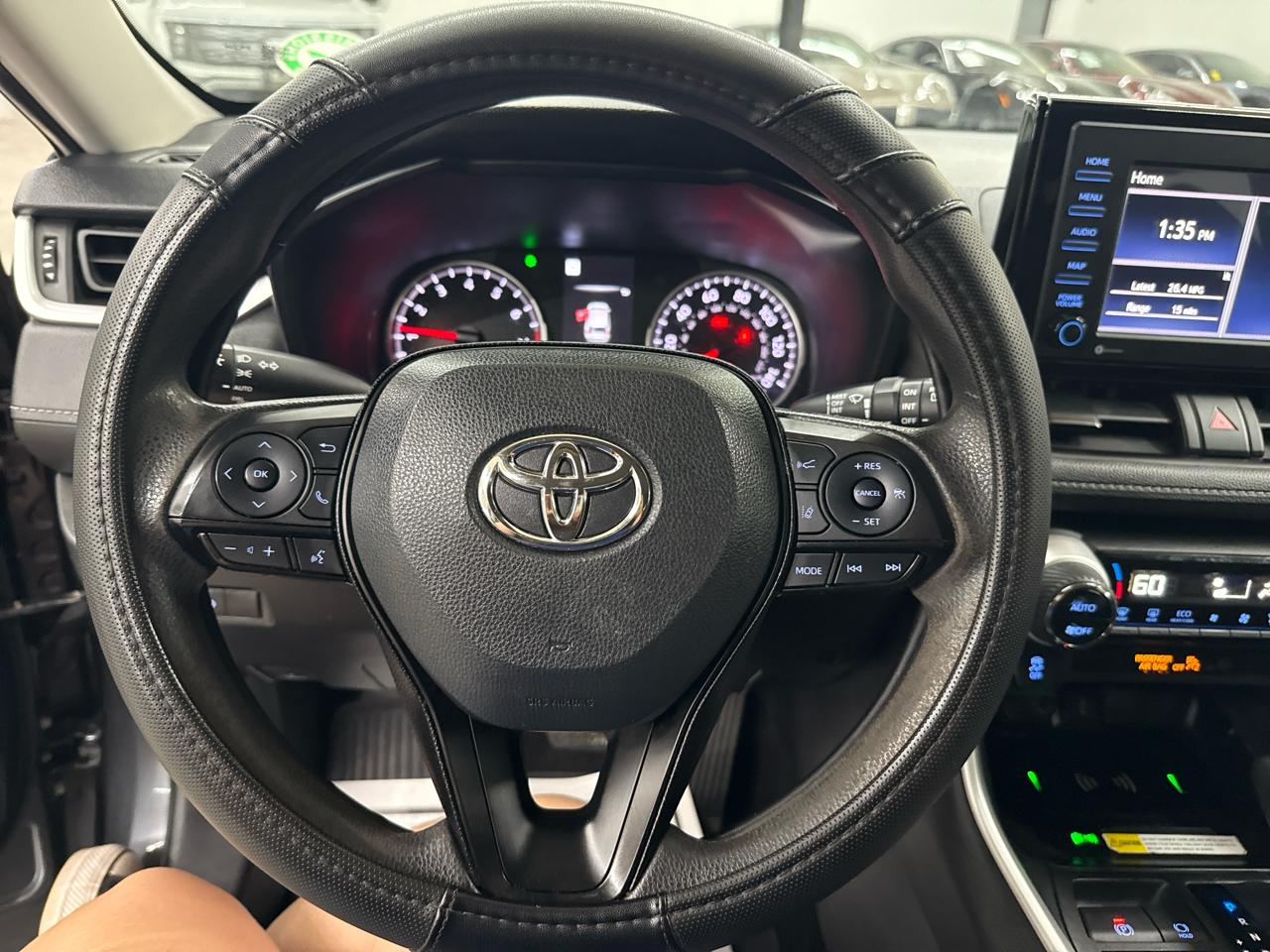 Toyota RAV4 XLE FWD (Natl) 2022
