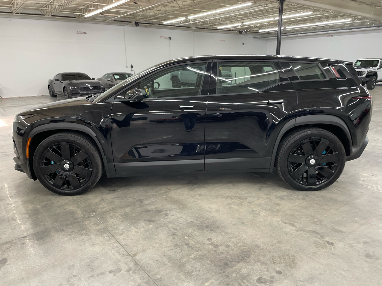 Fisker Ocean One AWD 2023 Fisker Ocean One AWD 2023
