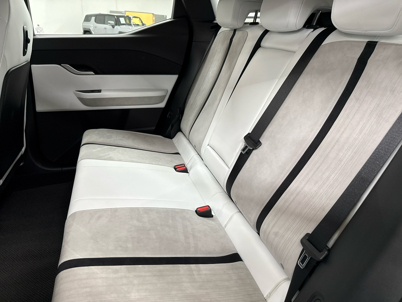 Fisker Ocean One AWD 2023 Fisker Ocean One AWD 2023