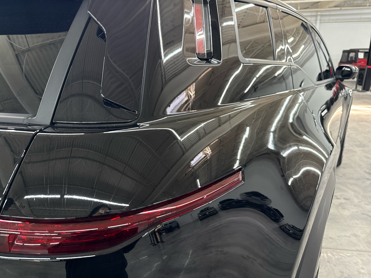 Fisker Ocean One AWD 2023 Fisker Ocean One AWD 2023