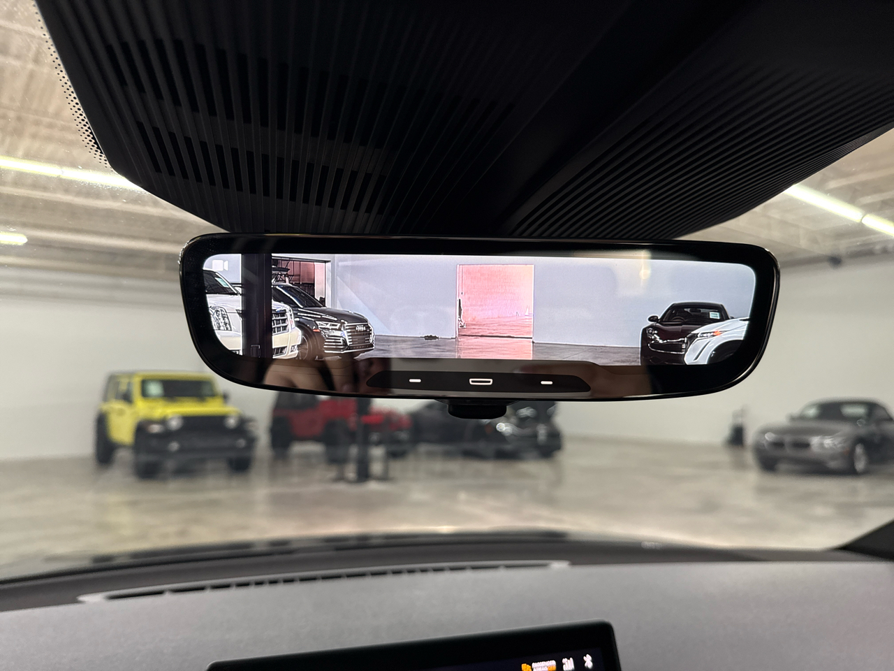 Fisker Ocean One AWD 2023 Fisker Ocean One AWD 2023