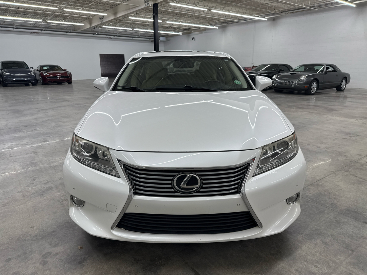 Lexus ES 350 4dr Sdn 2014 Lexus ES 350 4dr Sdn 2014