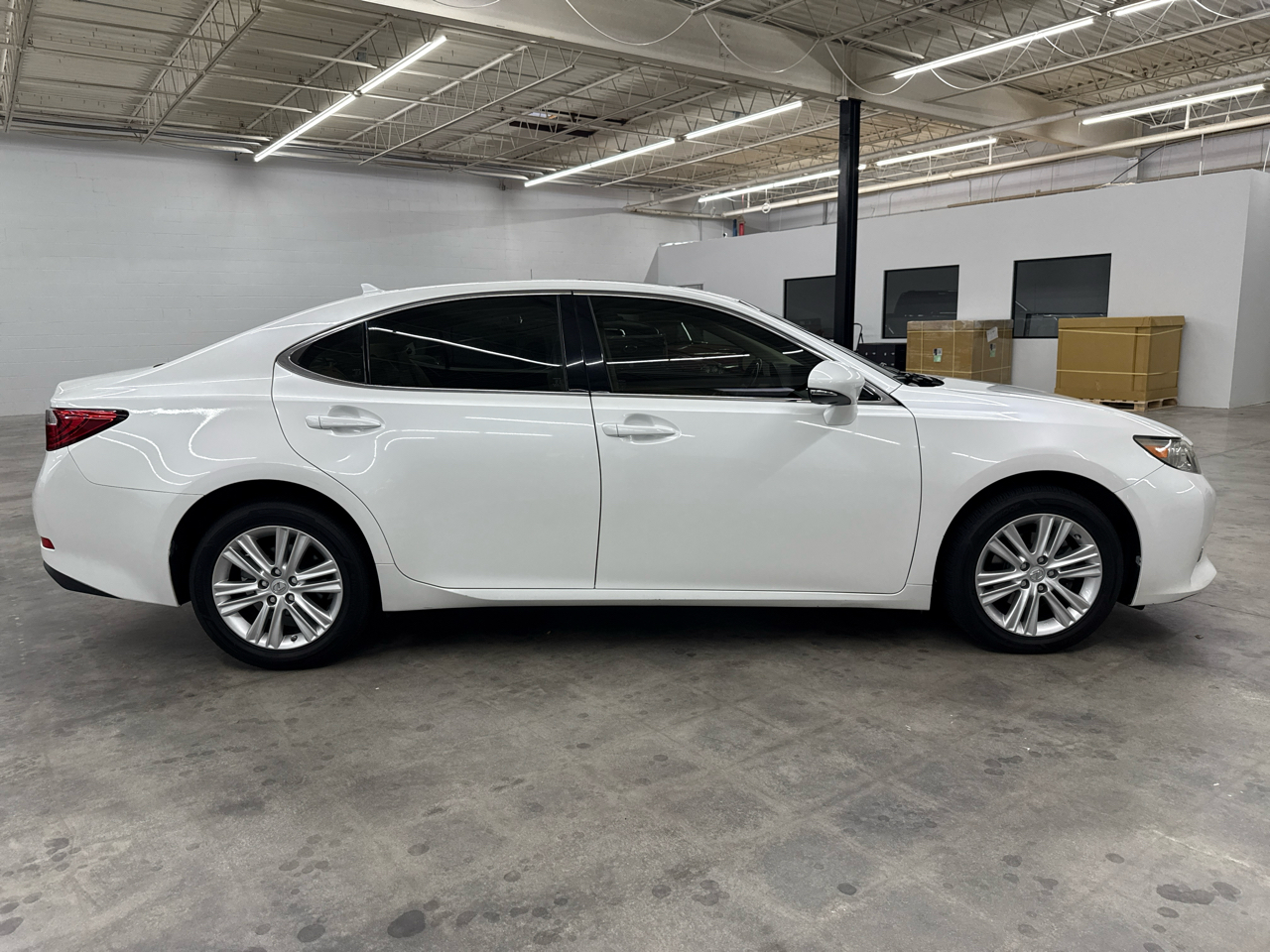 Lexus ES 350 4dr Sdn 2014 Lexus ES 350 4dr Sdn 2014
