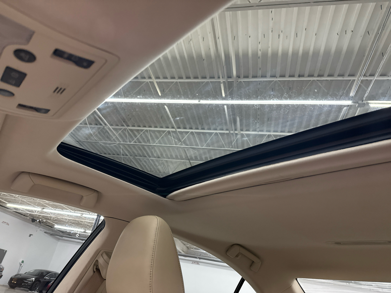 Lexus ES 350 4dr Sdn 2014 Lexus ES 350 4dr Sdn 2014