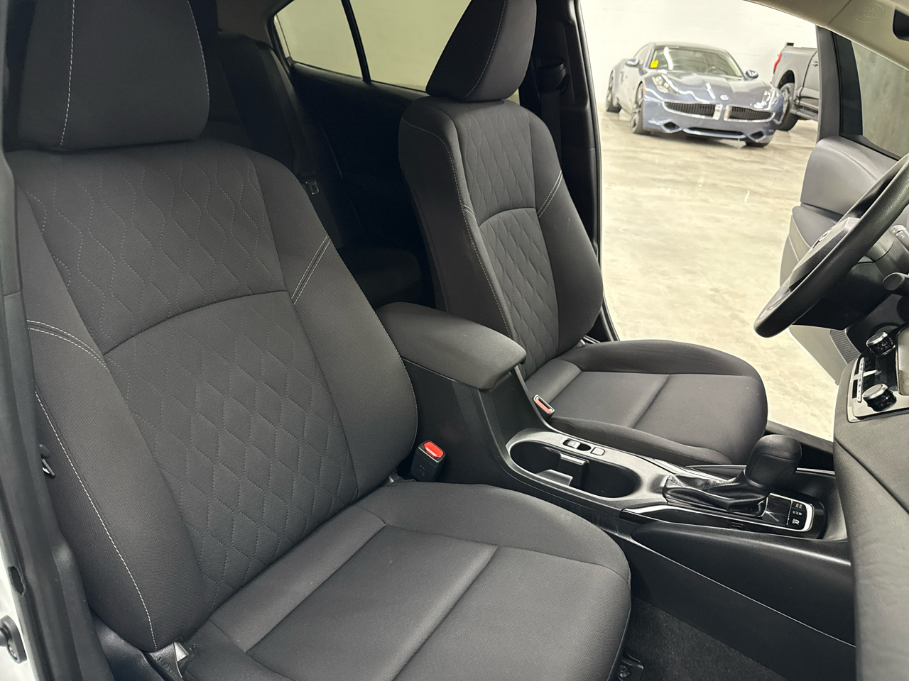 Toyota Corolla Hybrid LE FWD (Natl) 2025 Toyota Corolla Hybrid LE FWD (Natl) 2025