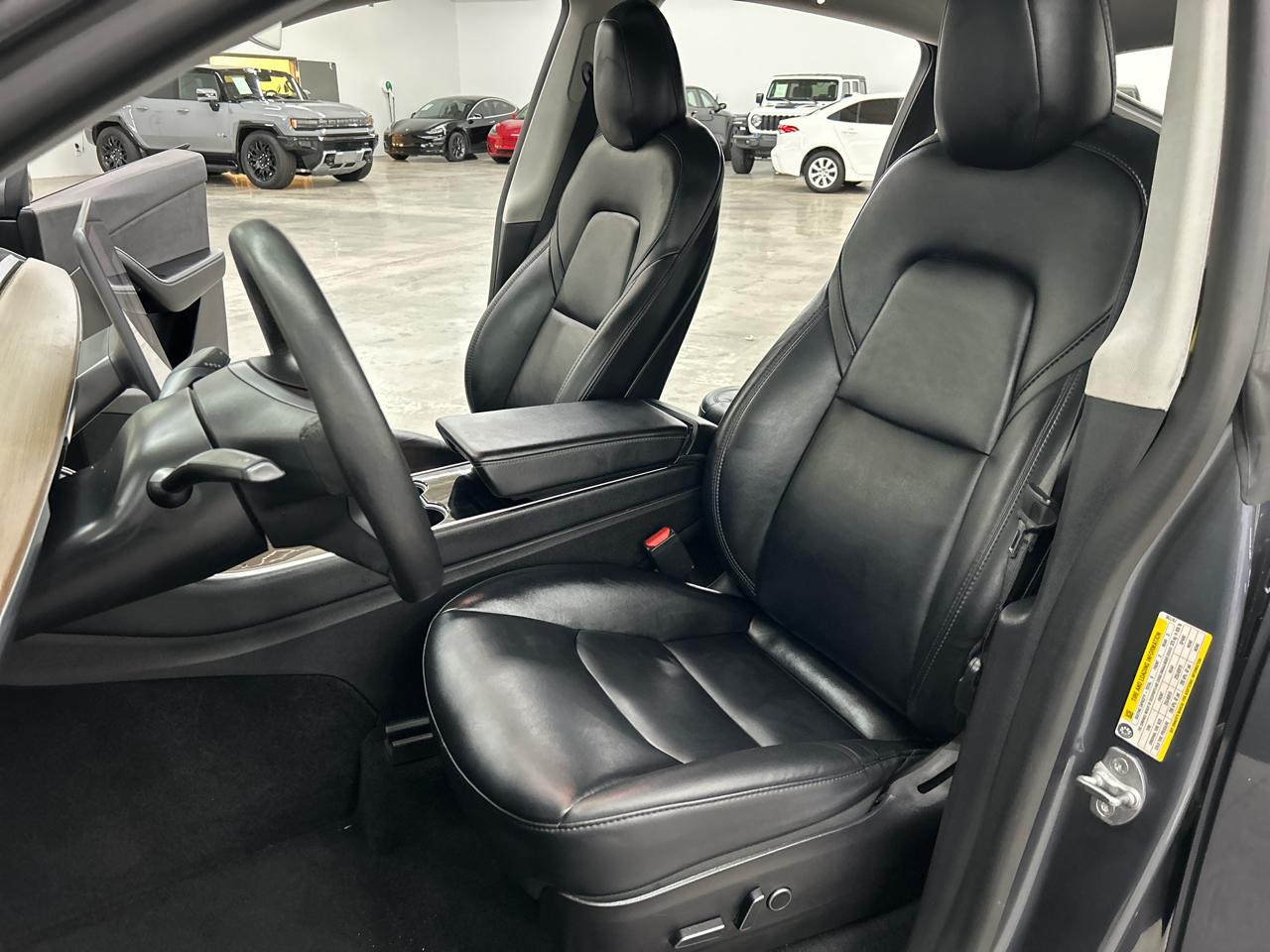 Tesla Model Y Long Range AWD 2021 Tesla Model Y Long Range AWD 2021