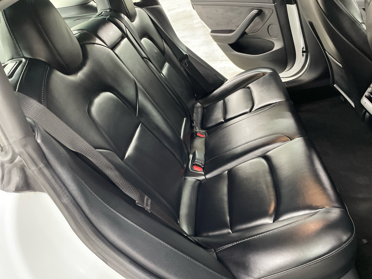 Tesla Model 3 Standard Range Plus RWD 2021