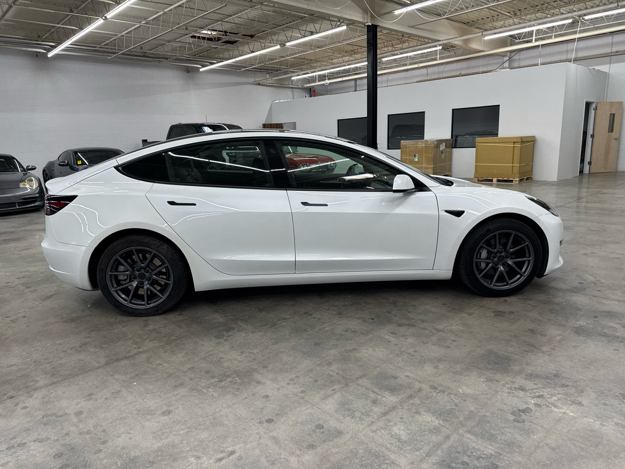 Tesla Model 3 Standard Range Plus RWD 2023 Tesla Model 3 Standard Range Plus RWD 2023
