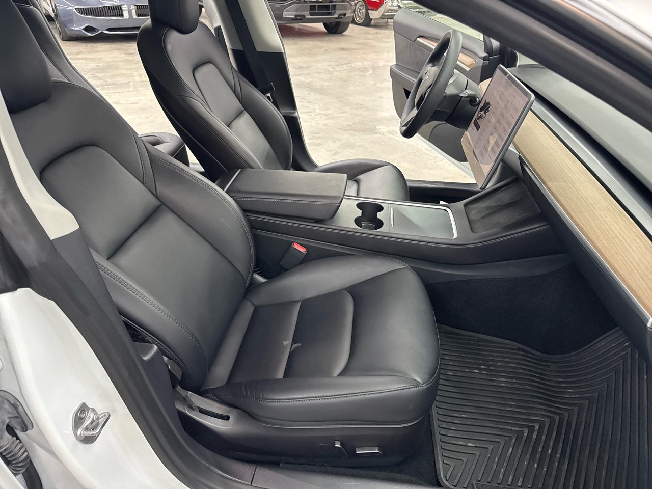 Tesla Model 3 Standard Range Plus RWD 2023 Tesla Model 3 Standard Range Plus RWD 2023